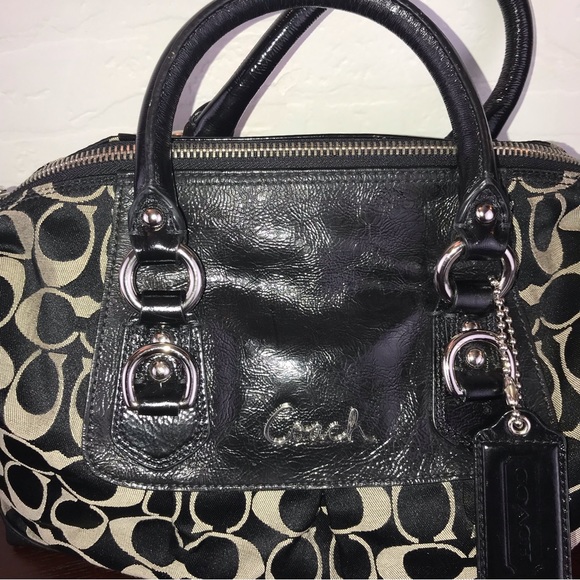 Coach - Picture 2 of 6